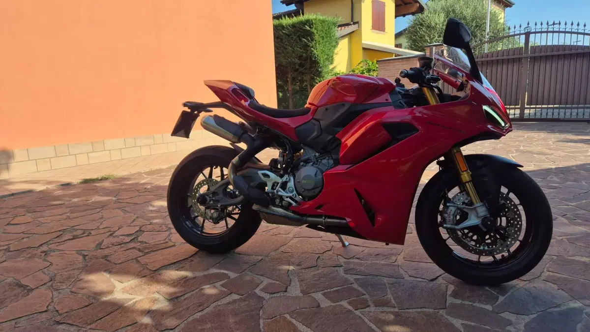 Ducati Panigale V2 S (2025 - 26) (4)