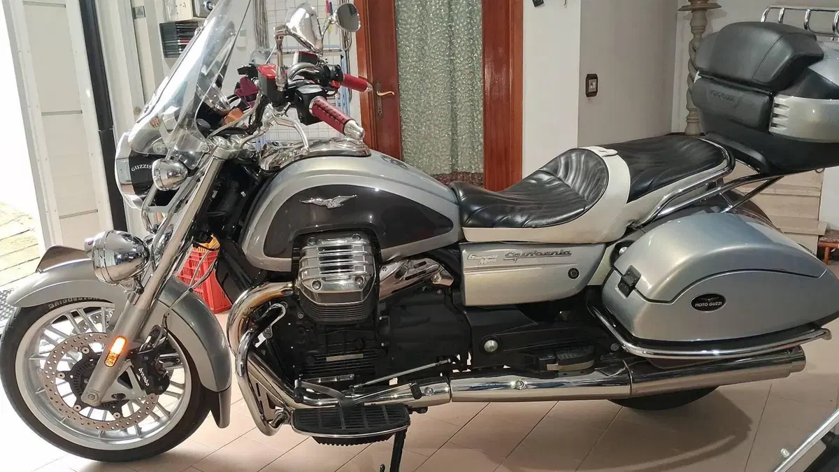 Moto Guzzi California 1400 Touring SE (2015 - 16) (5)