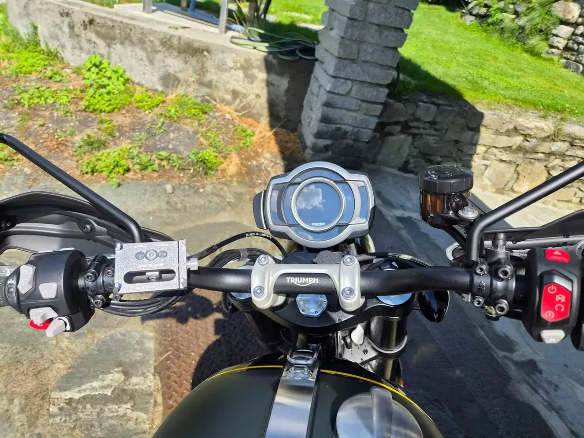 Triumph Scrambler 1200 XC (2021 - 23) (13)