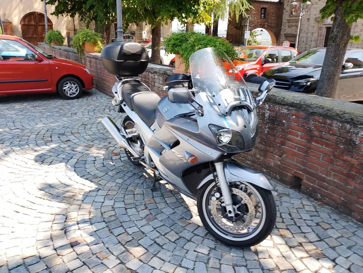 Yamaha FJR 1300 ABS (2005 - 06) (2)