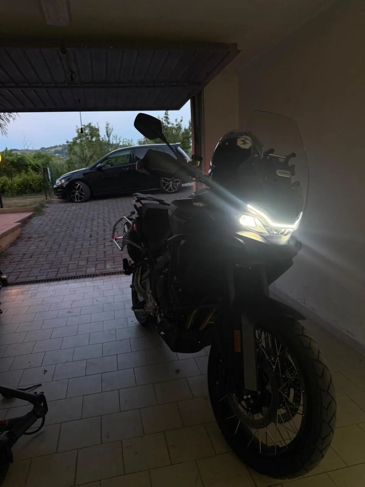 CFMOTO 700MT Adventure (2025 - 26) (2)