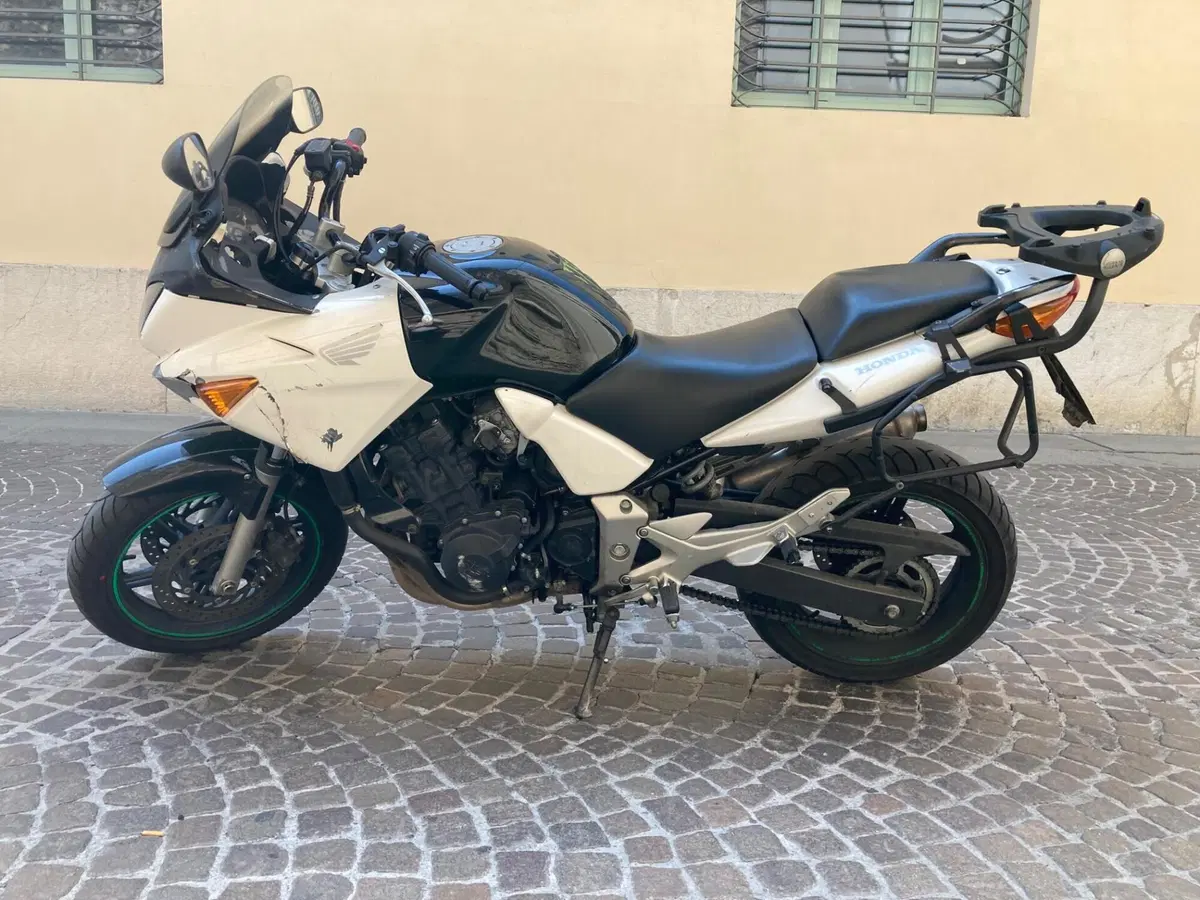 Honda CBF 600 N (2005- 11) (2)