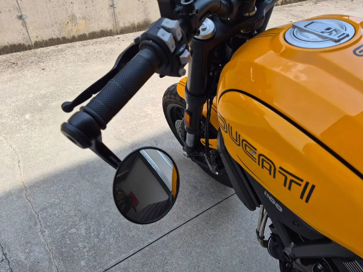 Ducati Scrambler 1100 Tribute Pro (2022 - 24) (6)