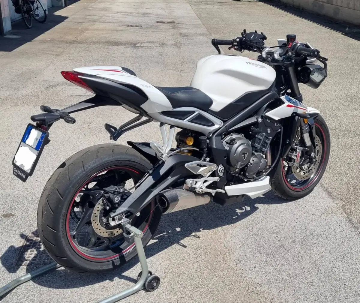 Triumph Street Triple RS (2017 - 19) (2)