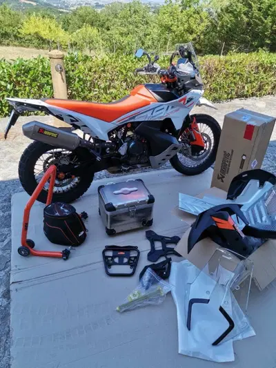 KTM 790 Adventure (2023 - 24) usata