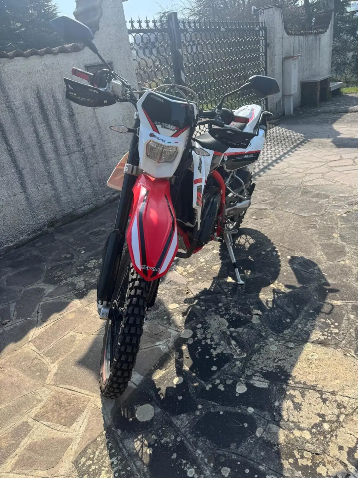 Swm RS 125 R (2021 - 23) (2)