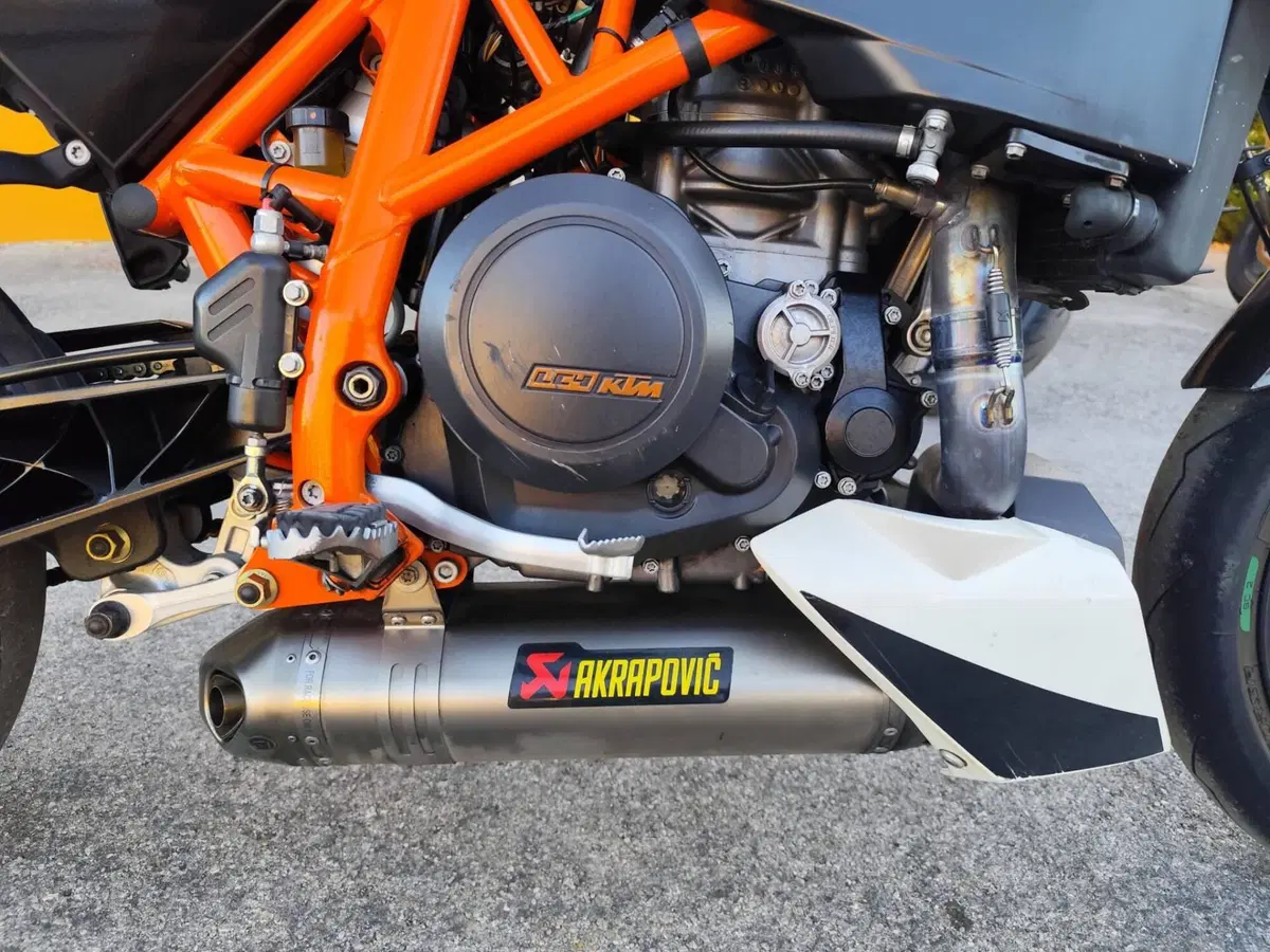 KTM 690 Duke R (2010 - 15) (7)