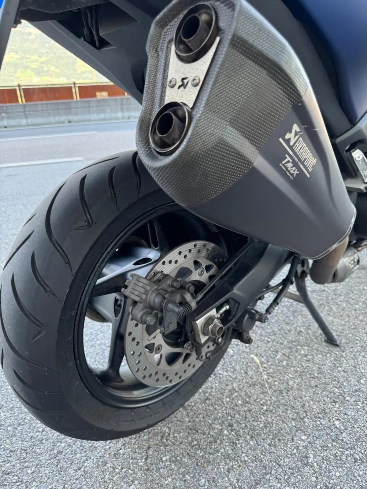 Yamaha T-Max 530 SX (2017 - 19) (2)