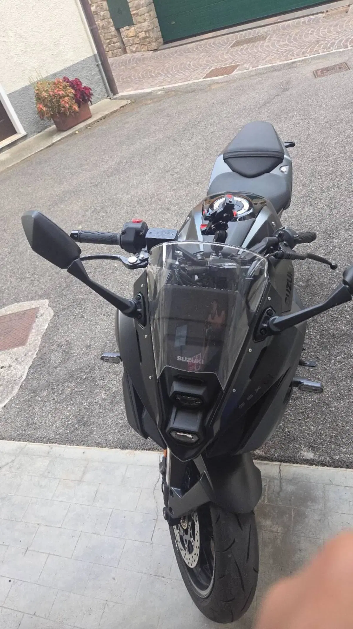 Suzuki GSX-8R (2024 - 26) (5)