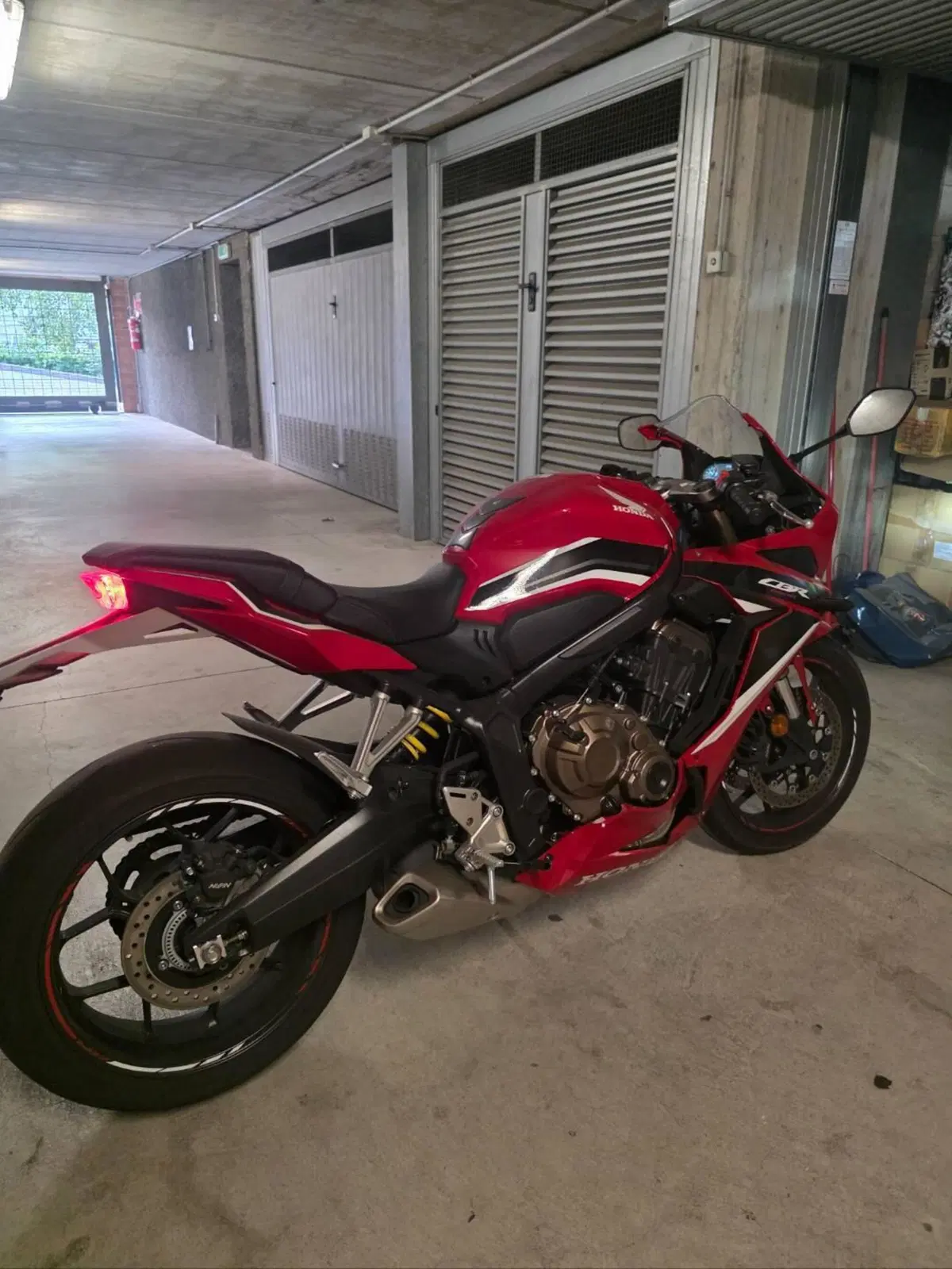 Honda CBR 650 R (2021 - 23) (4)