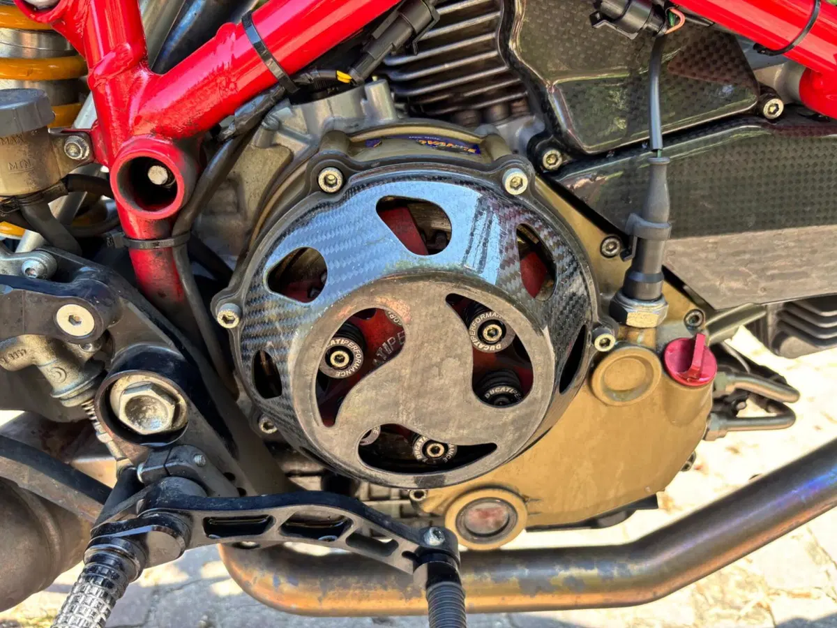 Ducati Hypermotard 1100 (2007 - 09) (5)