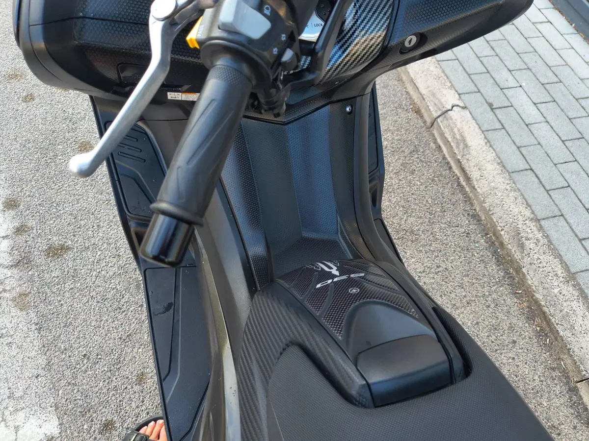 Yamaha T-Max 530 (2015 - 16) (2)