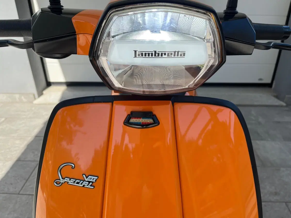 Lambretta V125 Special (2021 - 26) (13)
