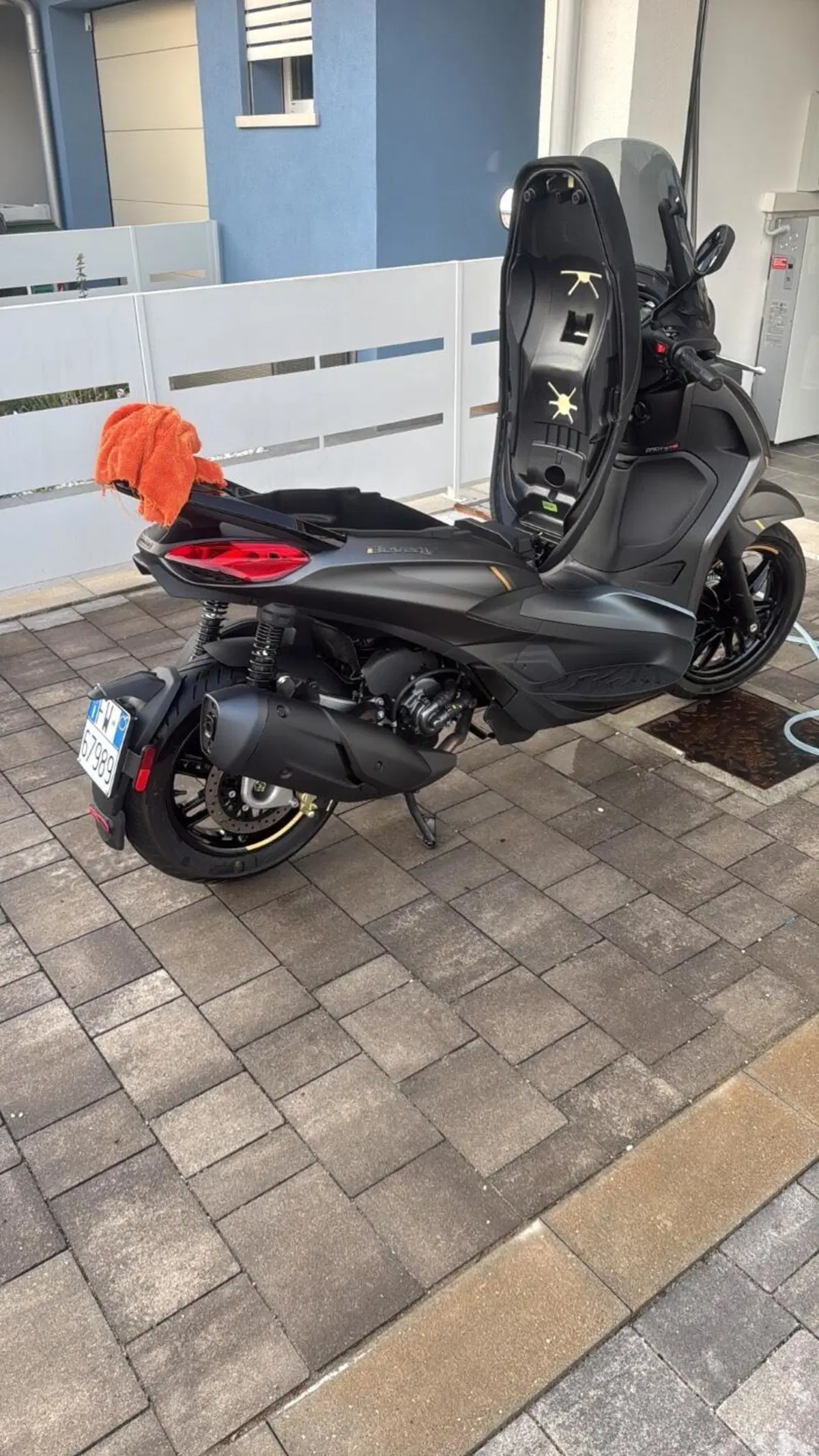 Piaggio Beverly 310 25th Anniversary (2026) (3)