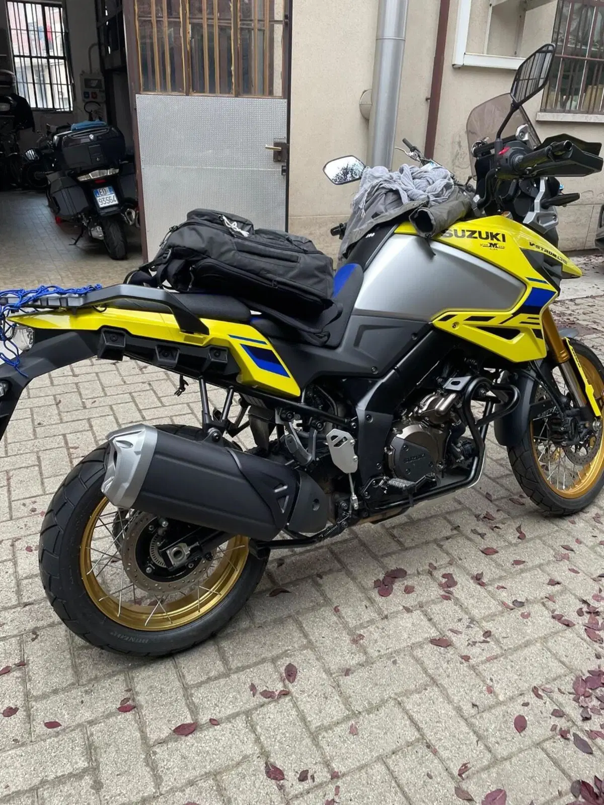 Suzuki V-Strom 1050DE (2023 - 24) (2)