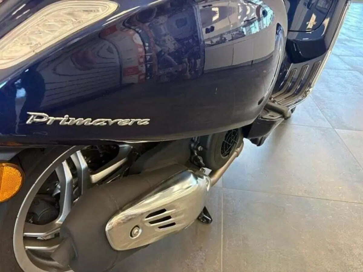 Vespa Primavera 125 (2026) (7)