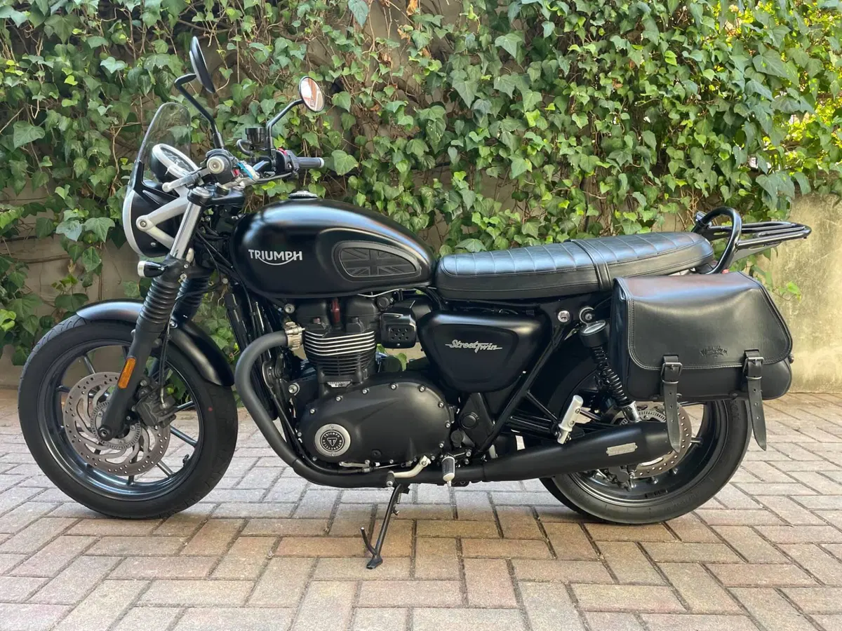 Triumph Street Twin 900 (2017 - 18) (2)