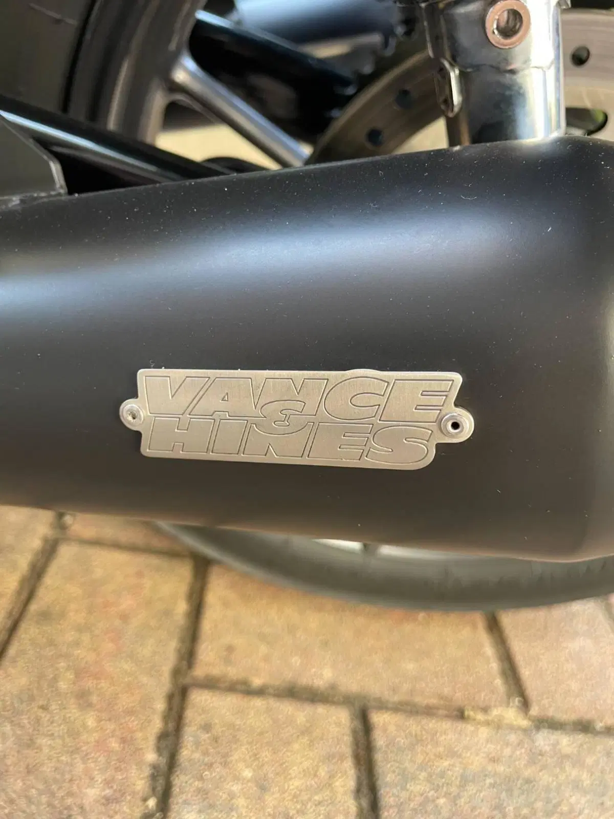 Triumph Street Twin 900 (2017 - 18) (8)