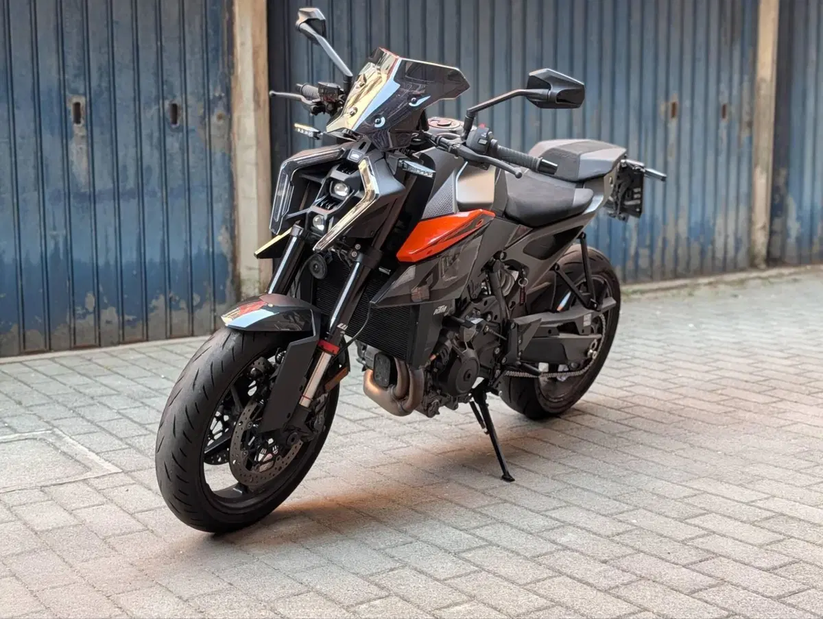 KTM 990 Duke (2024 - 26) (4)