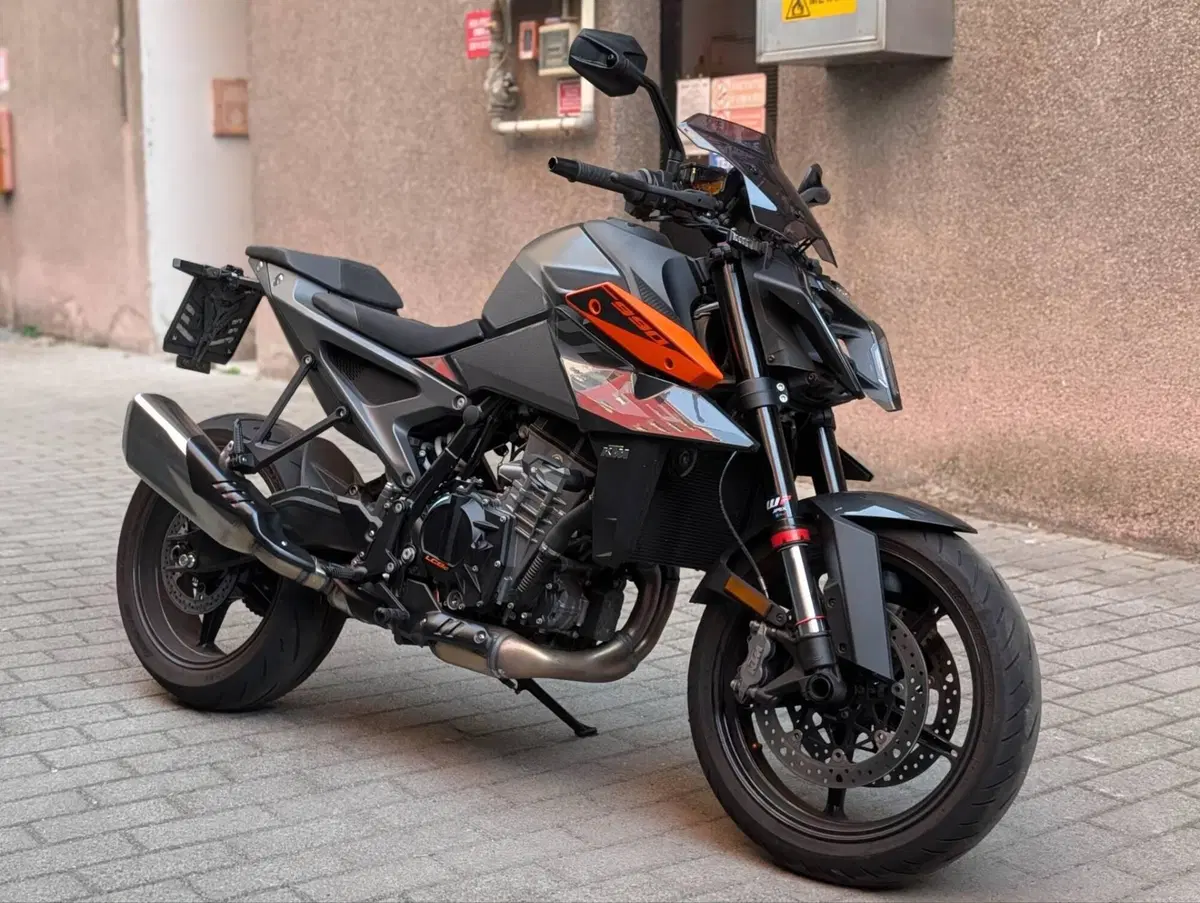 KTM 990 Duke (2024 - 26) (7)