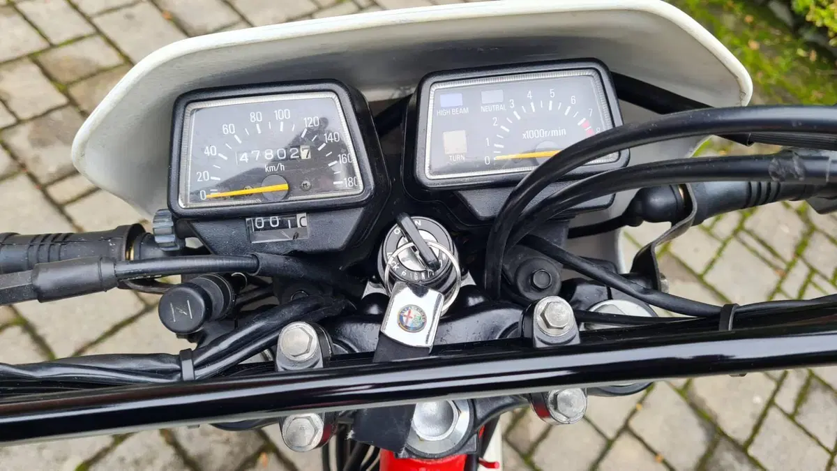 Yamaha Ténéré 600 XT 1VJ (6)