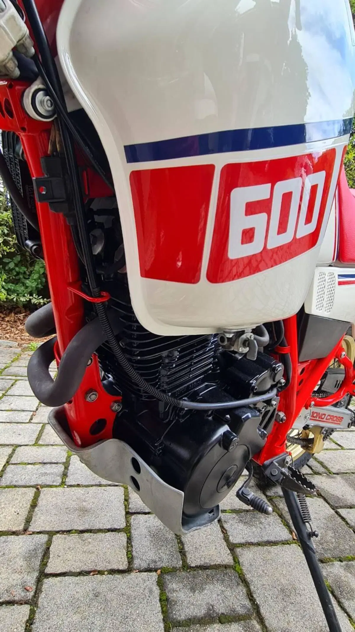 Yamaha Ténéré 600 XT 1VJ (8)