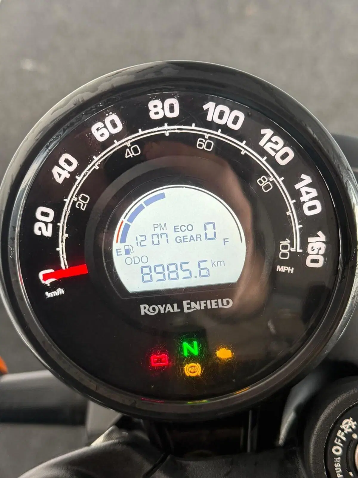 Royal Enfield HNTR 350 (2022 - 26) (5)
