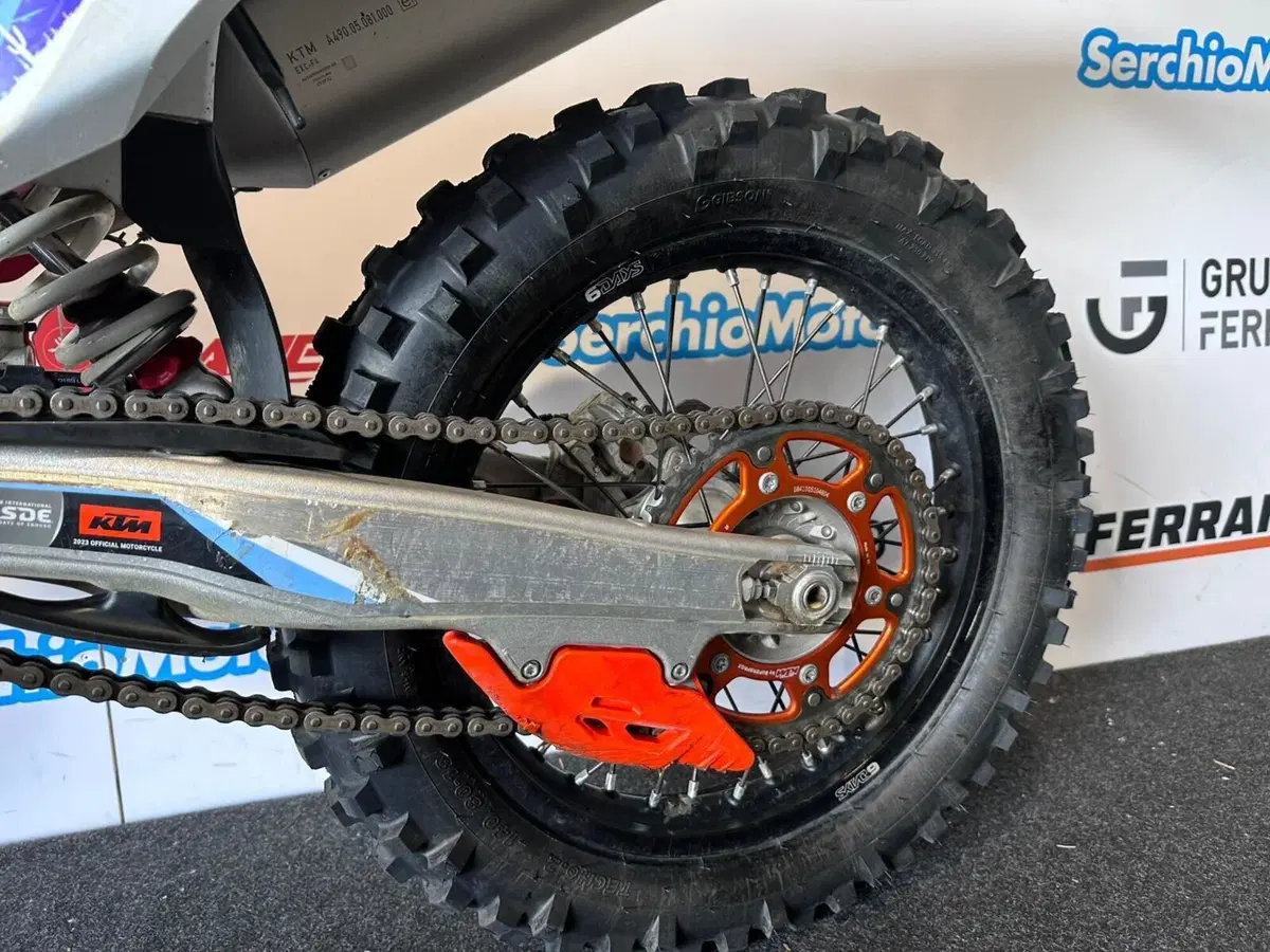 KTM 350 EXC-F Six Days (2024) (6)