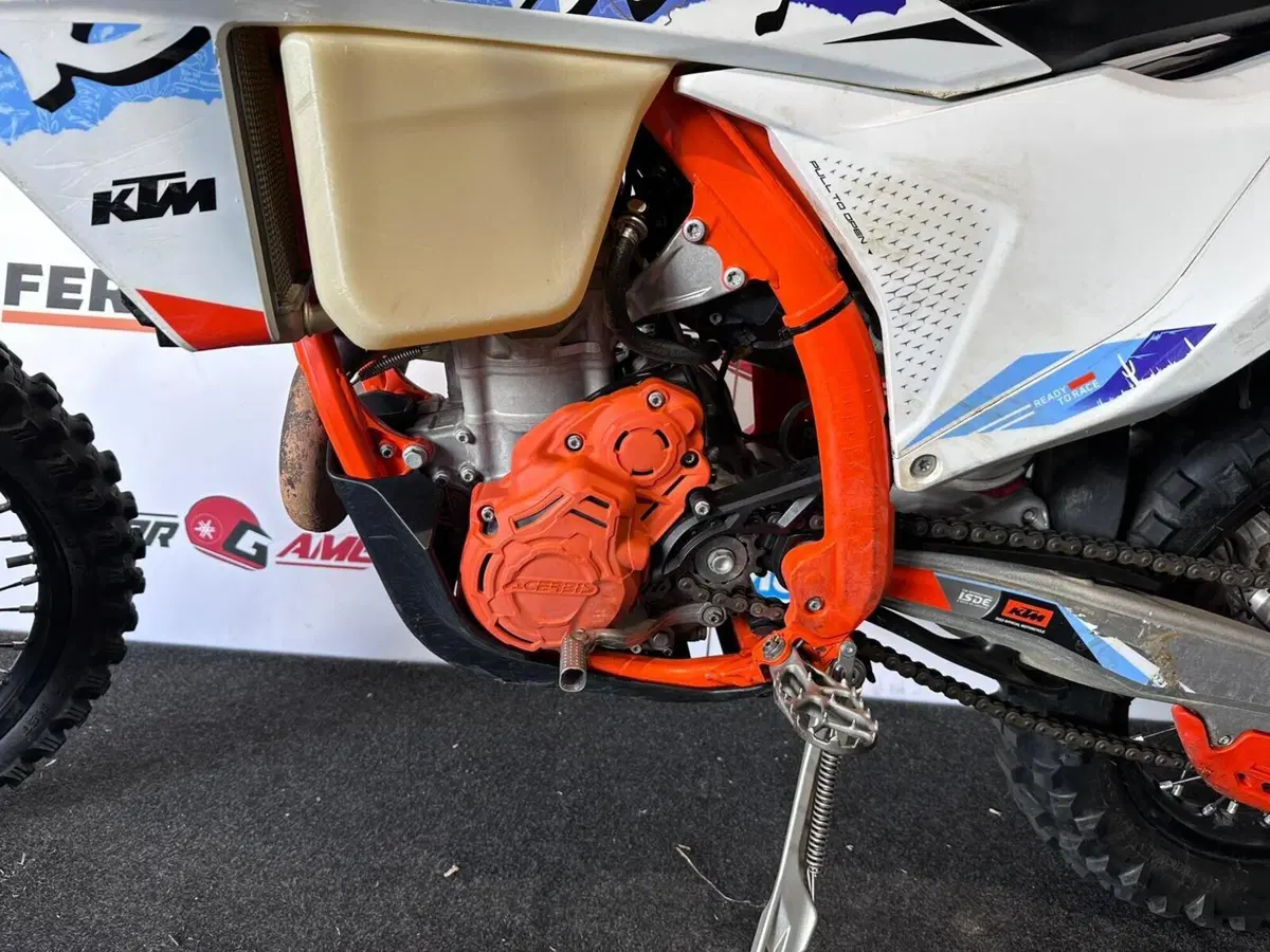KTM 350 EXC-F Six Days (2024) (7)