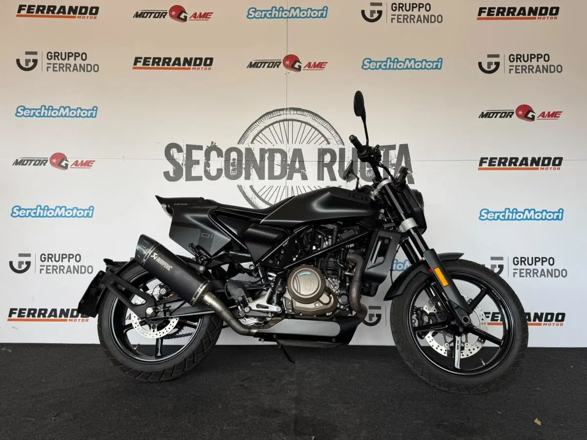 Husqvarna Svartpilen 701 (2020)