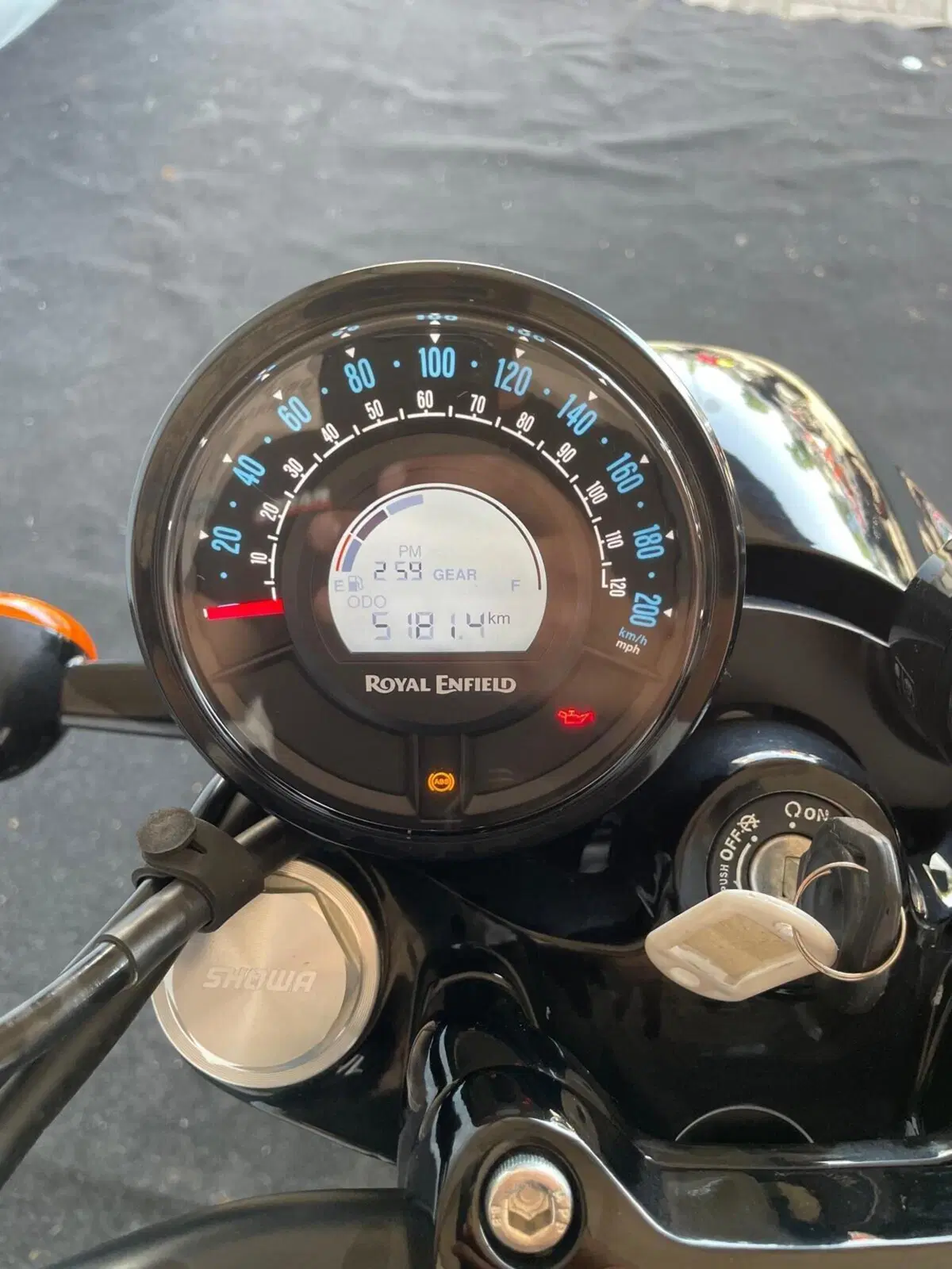Royal Enfield Shotgun 650 (2024 - 26) (5)