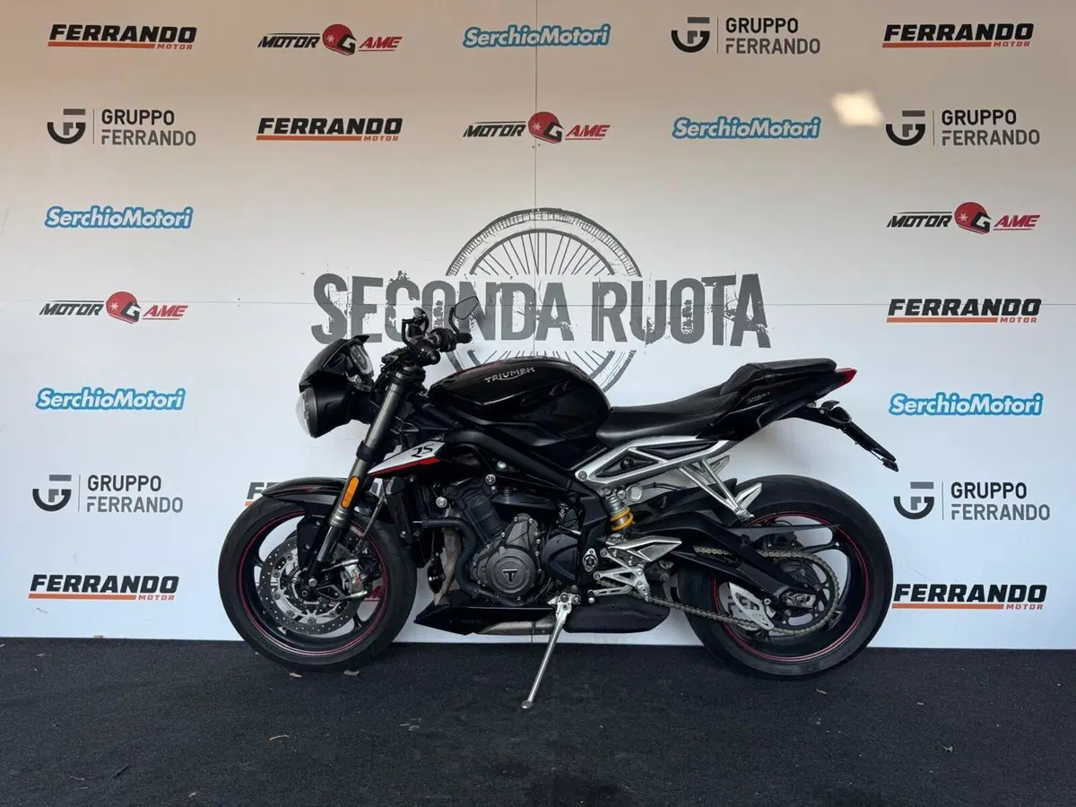 Triumph Street Triple RS (2017 - 19) (4)
