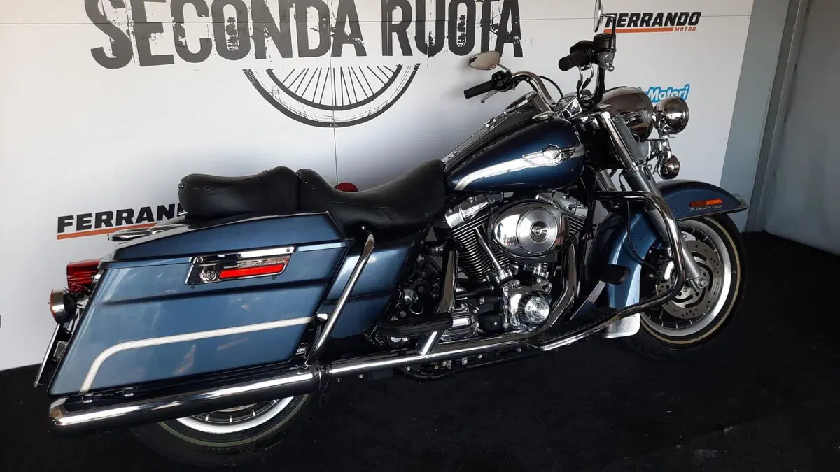 Harley-Davidson 1450 Road King (2002 - 04) - FLHRI (2)