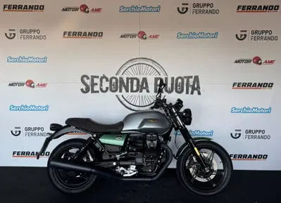 Moto Guzzi V7 Stone Centenario (2021 - 22) usata