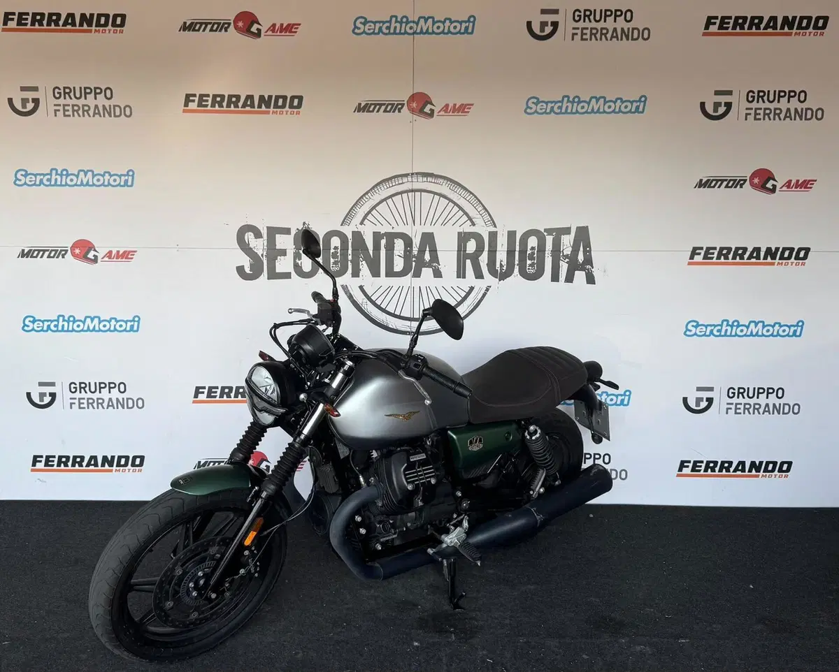 Moto Guzzi V7 Stone Centenario (2021 - 22) (3)