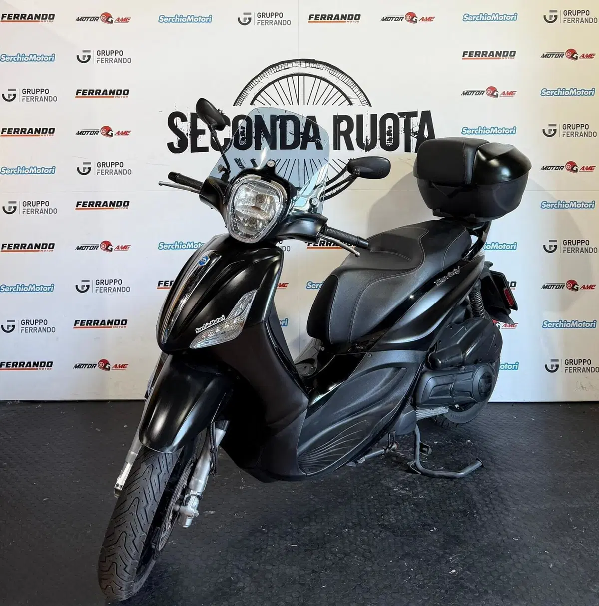 Piaggio Beverly 300 i.e. ABS-ASR (2016 - 20) (3)
