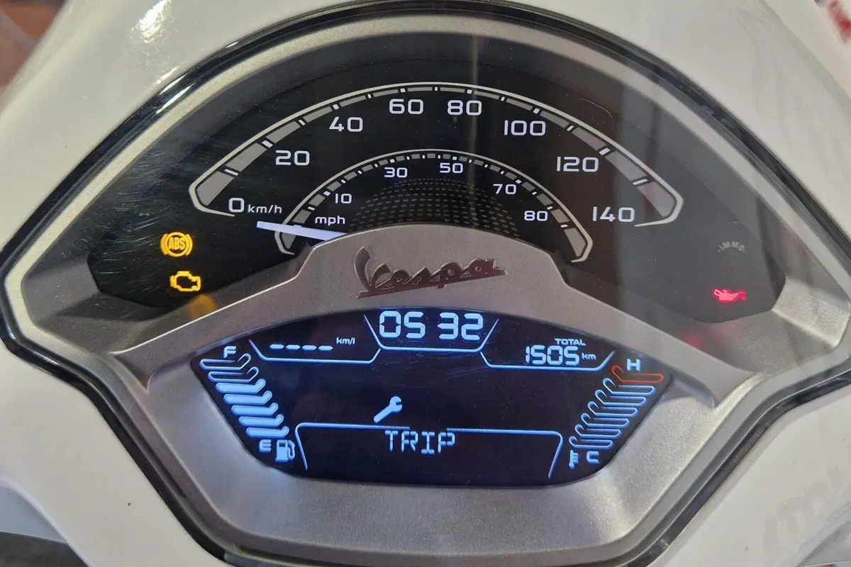 Vespa Primavera 150 (2024 - 25) (5)