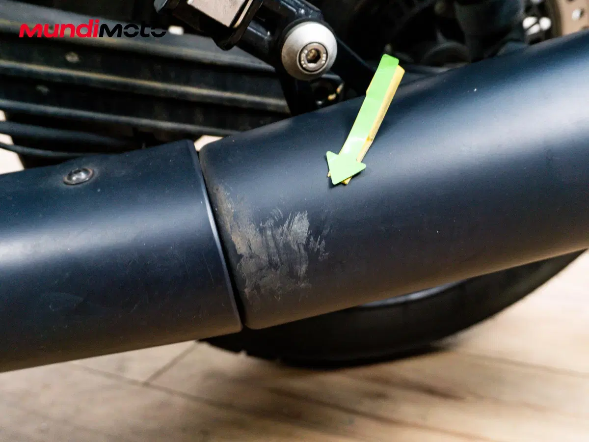 Moto Guzzi V7 III Stone (2017 - 20) (21)