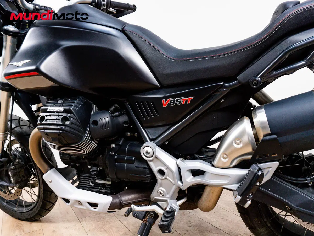 Moto Guzzi V85 TT (2019 - 20) (10)