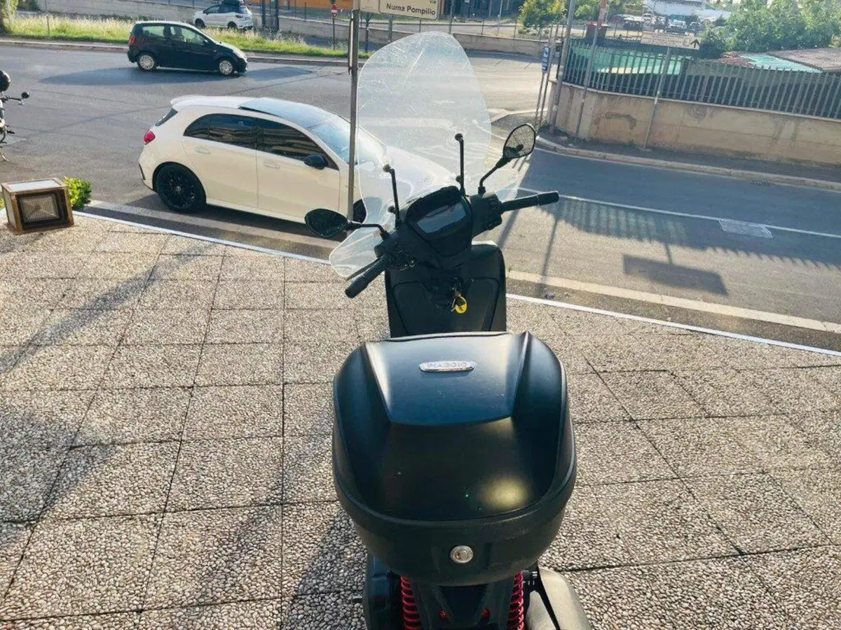 Piaggio Medley 150 S ABS (2021 - 25) (2)
