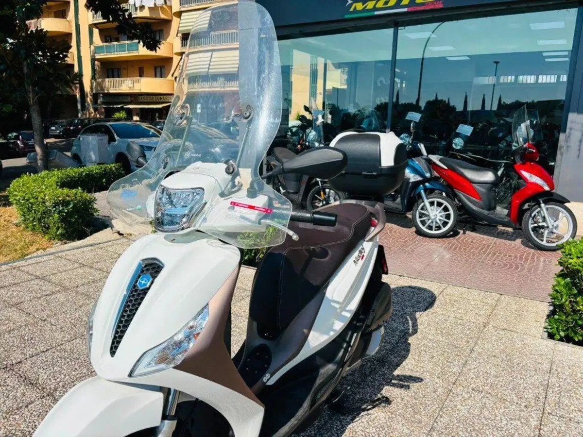 Piaggio Medley 150 (2020) (5)