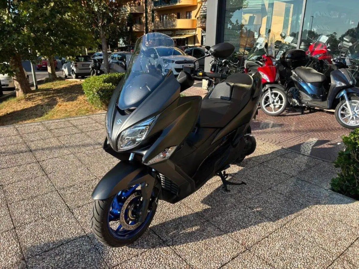 Suzuki Burgman AN 400 (2017 - 20) (5)