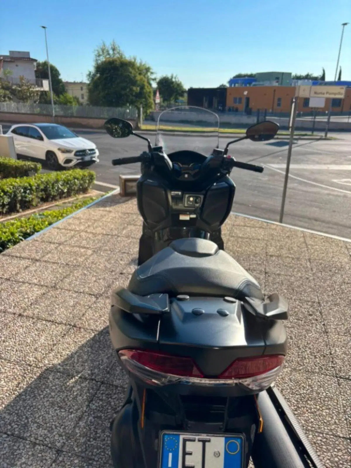 Suzuki Burgman AN 400 (2017 - 20) (8)