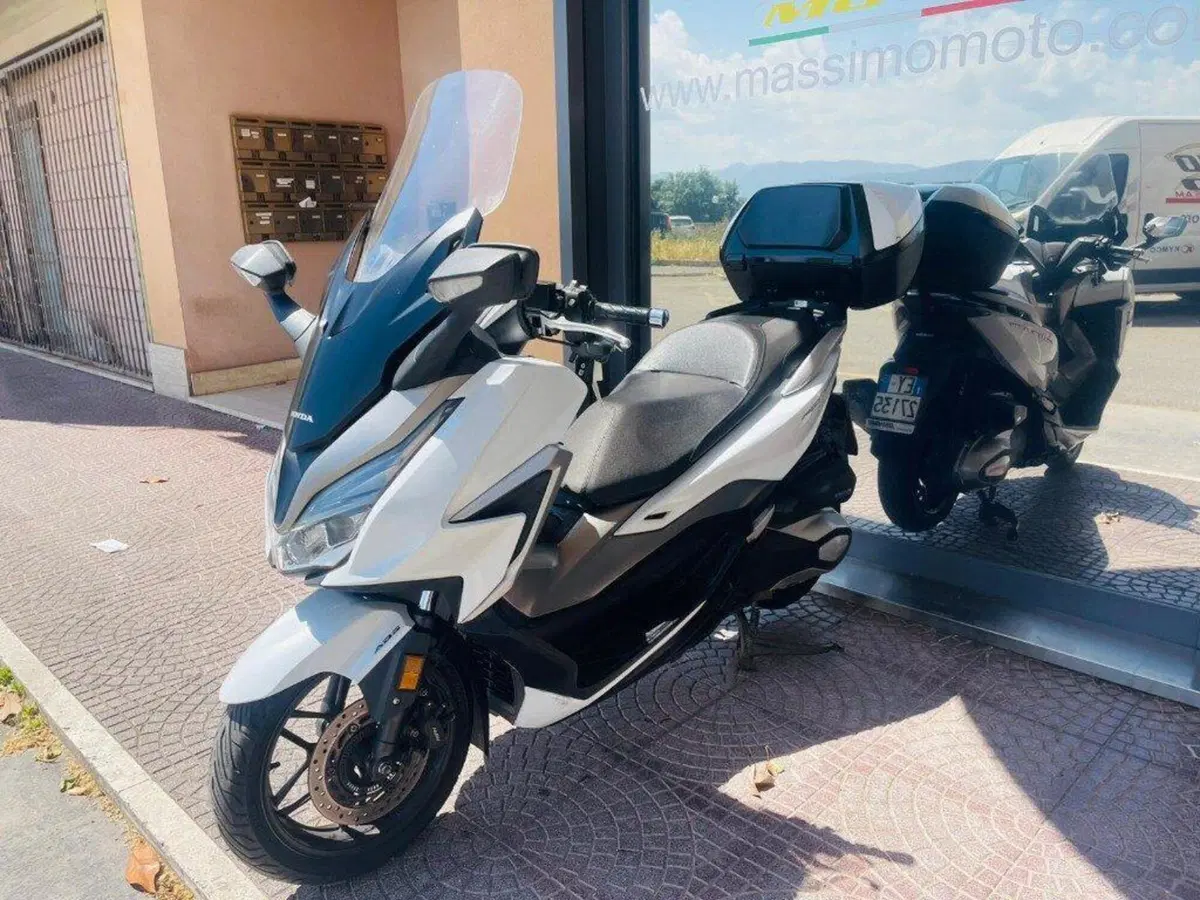 Honda Forza 350 Deluxe (2022 - 24) (9)
