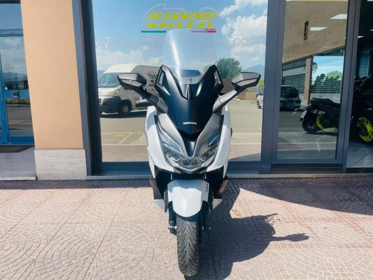 Honda Forza 350 Deluxe (2022 - 24) (4)