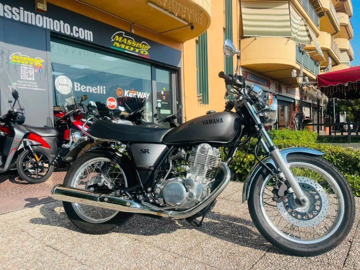 Yamaha SR 400 (2013 - 17) (4)