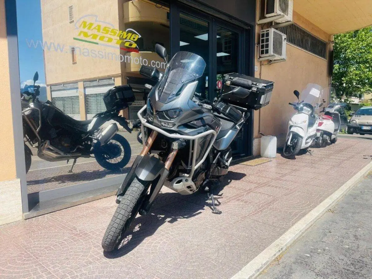 Honda Africa Twin CRF 1100L (2022 - 23) (5)