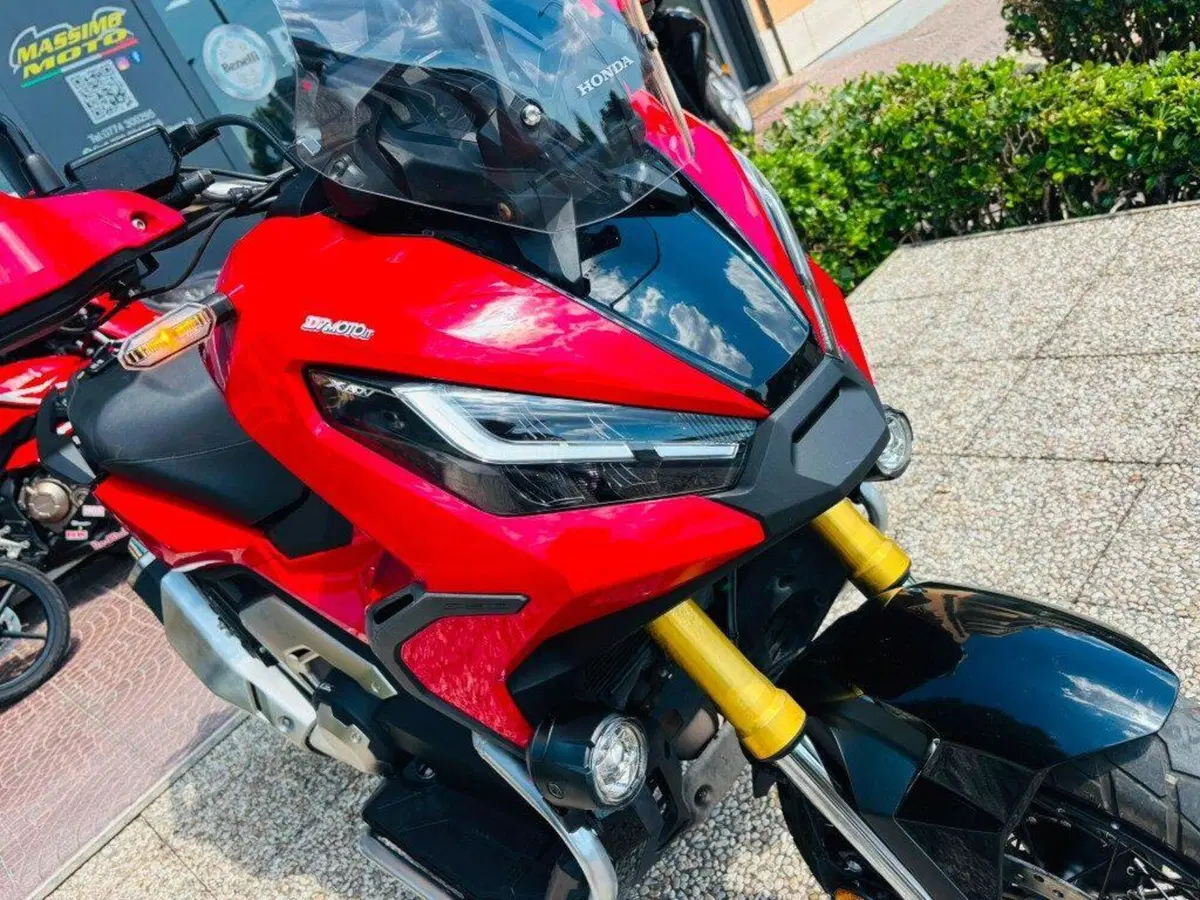 Honda X-ADV 750 DCT (2021 - 24) (9)