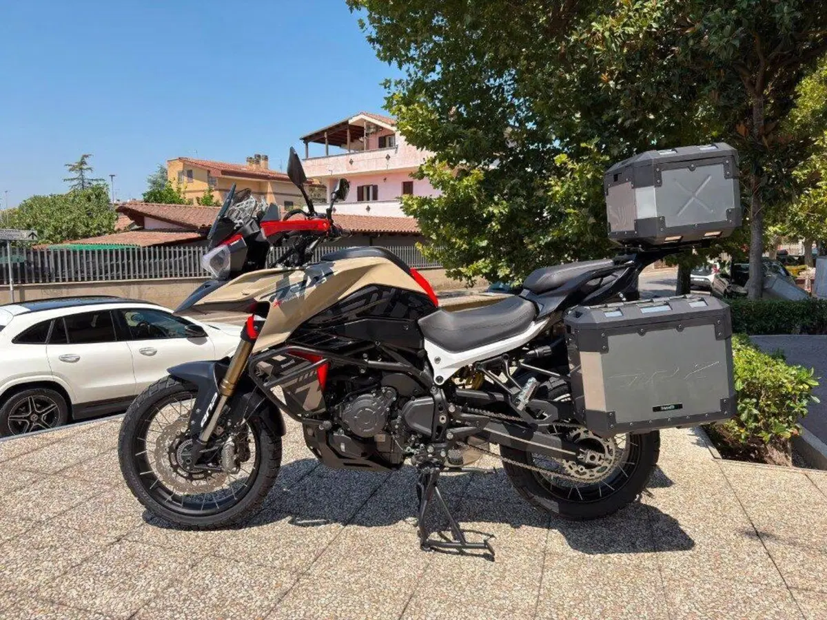 Benelli TRK 902 Xplorer (2026) (4)