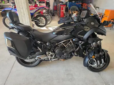 Yamaha Niken 890 GT (2023 - 26) usata